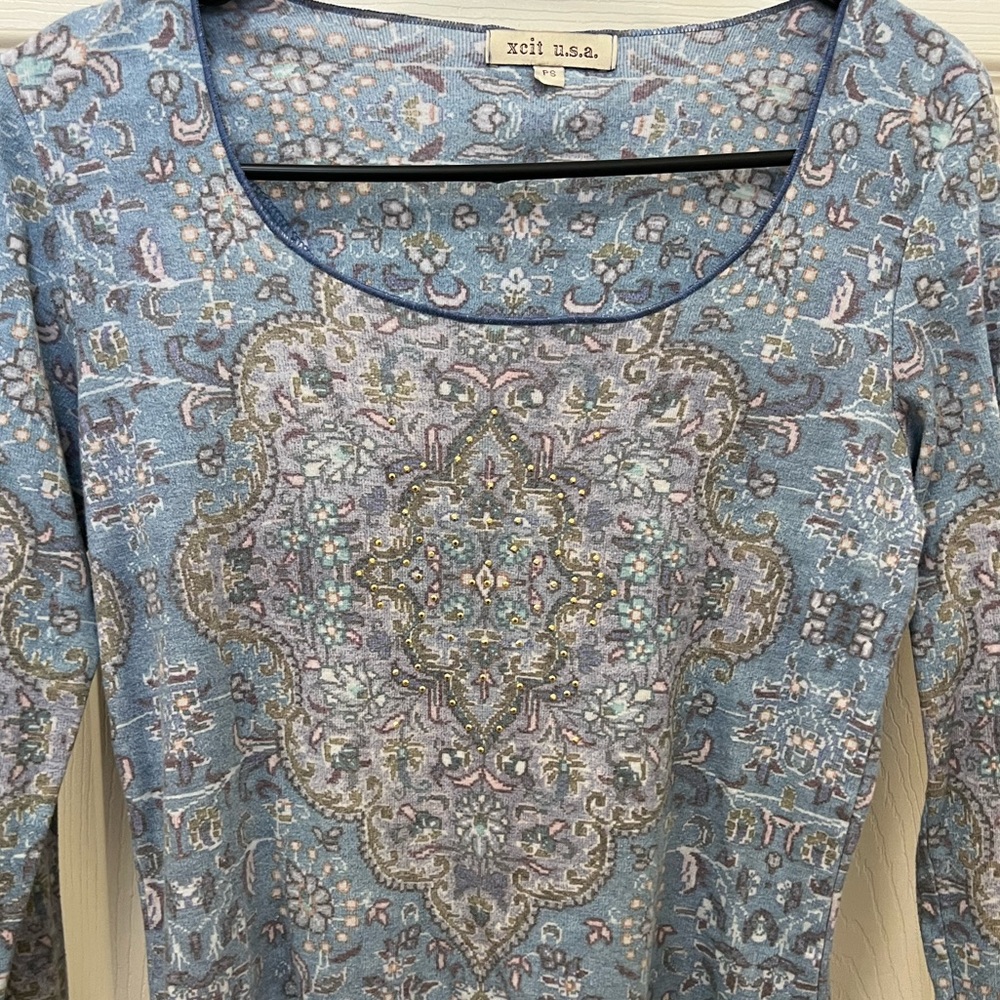 Womens long sleeve blue all over print